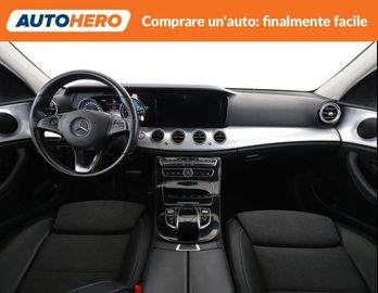 Mercedes E 220 - 8