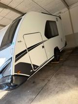 Knaus Sport und Fun, Black Selection mit Wigo-Vorzelt - Knaus Sport