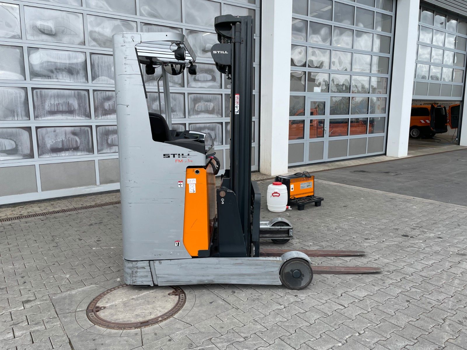 Fahrzeugabbildung Still FM-X 14 / Schubmaststapler / 451h / HH: 5.65m