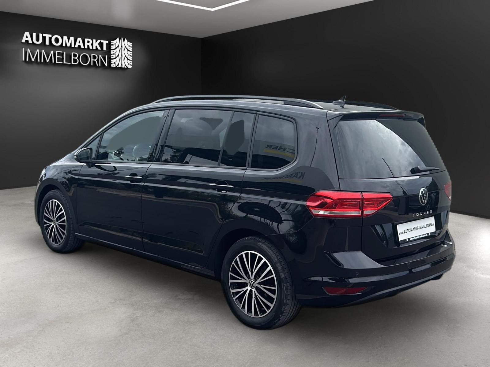 Volkswagen Touran Comf 7Sitz*AHK*STHZG*Kamera*Pano*EasyOpe, миниатюра 5