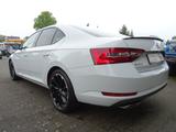 Skoda Superb Sportline 4x4 2.HAND LED NAVI KAMERA PDC - Skoda Superb: Sport