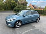 Hyundai i20 blue Active Passion Panorama - Hyundai: Unfallwagen