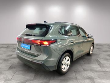 Volkswagen Tiguan - 3