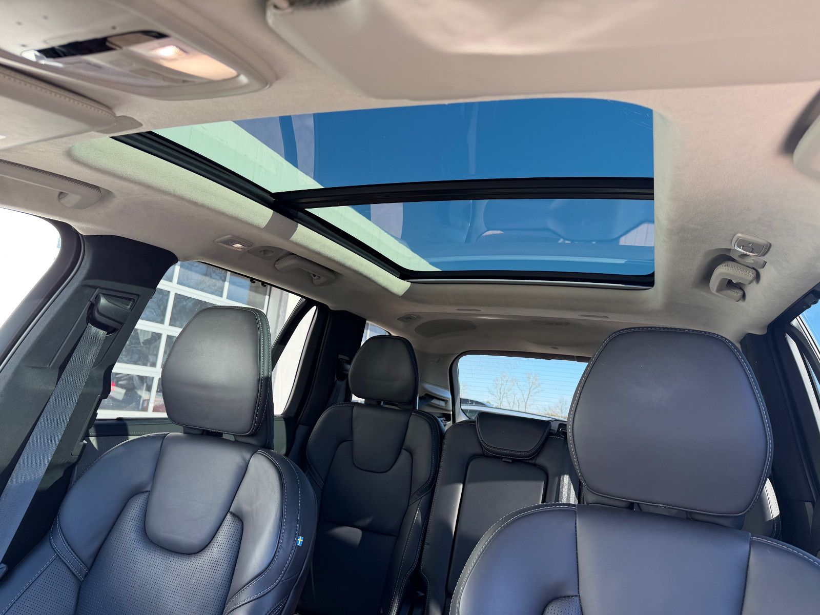 Fahrzeugabbildung Volvo XC90 T8 AWD Ultimate Dark*LUFT*AHK*360°*Massage*
