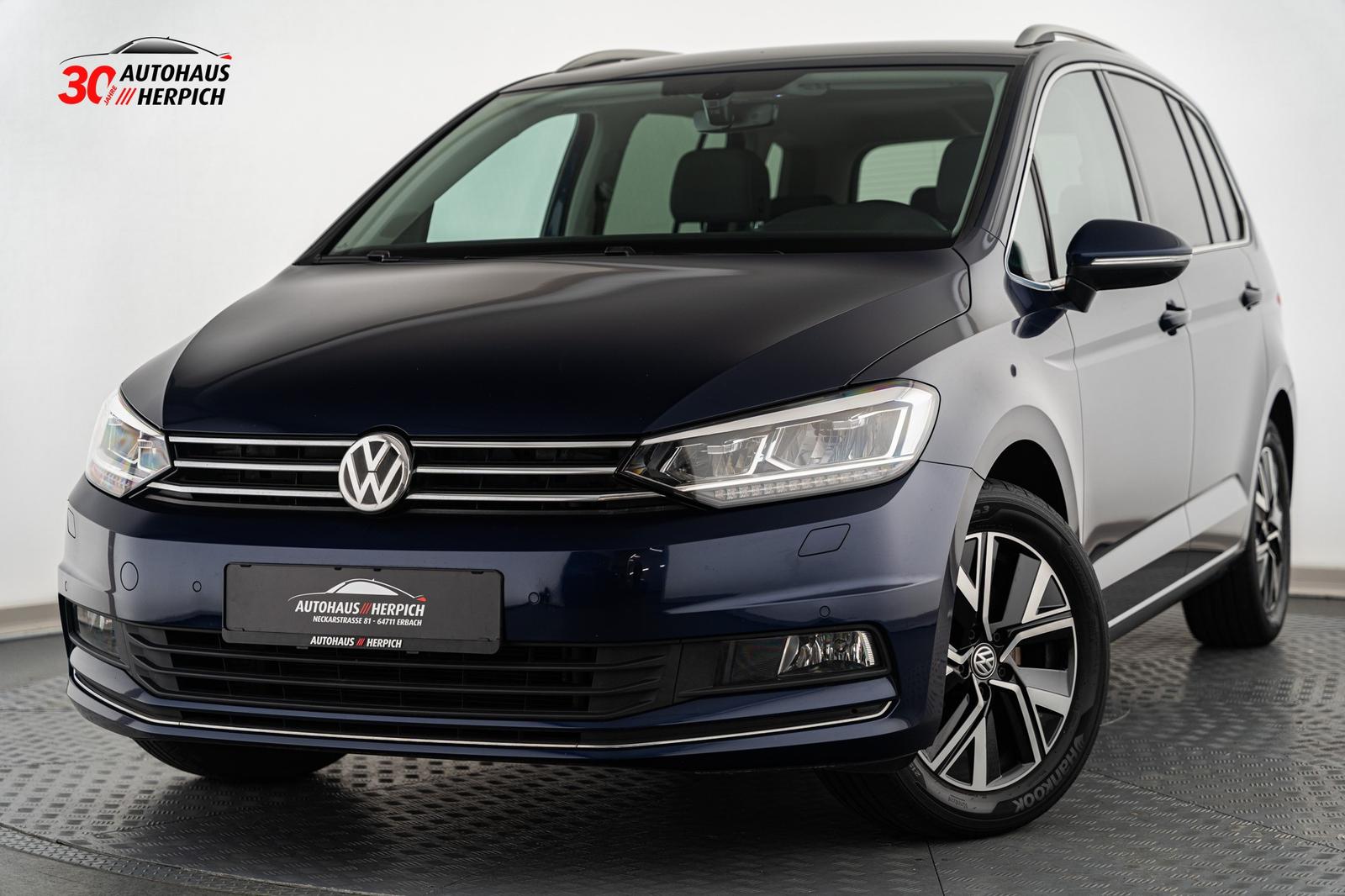 Volkswagen Touran Highline 1.5 TSI "17" DAB SHZ HOLD SOMMER