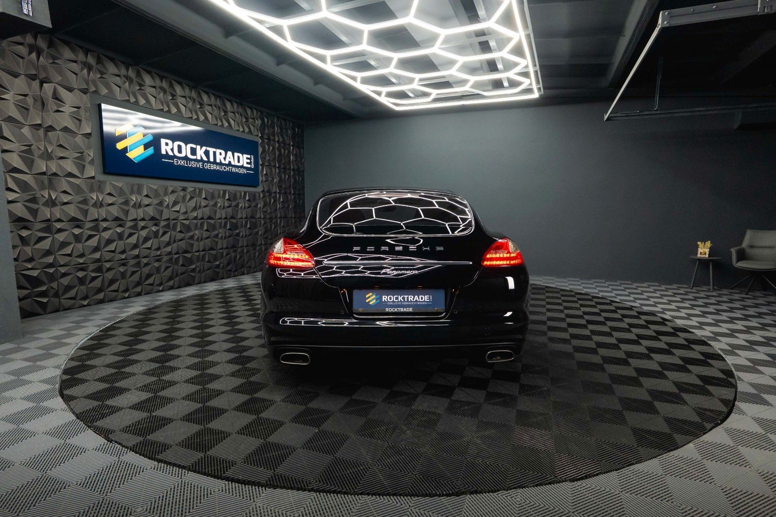 Fahrzeugabbildung Porsche Panamera 3.0 V6 Diesel *Active Suspension*Kamera