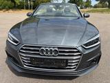Audi Cabriolet - graue Audi Cabriolet