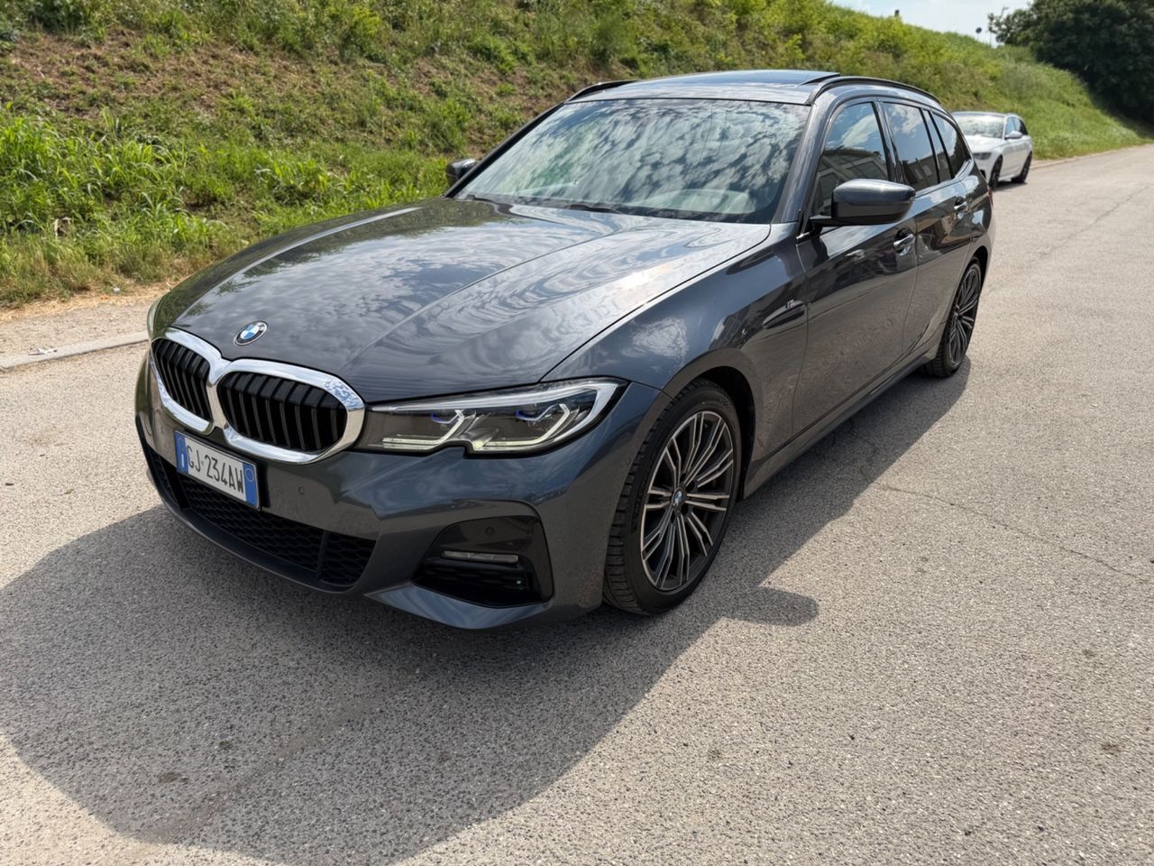 BMW Bmw 320 320d 48V xDrive Touring Msport imagem 3
