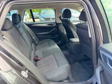 BMW 520 - 12