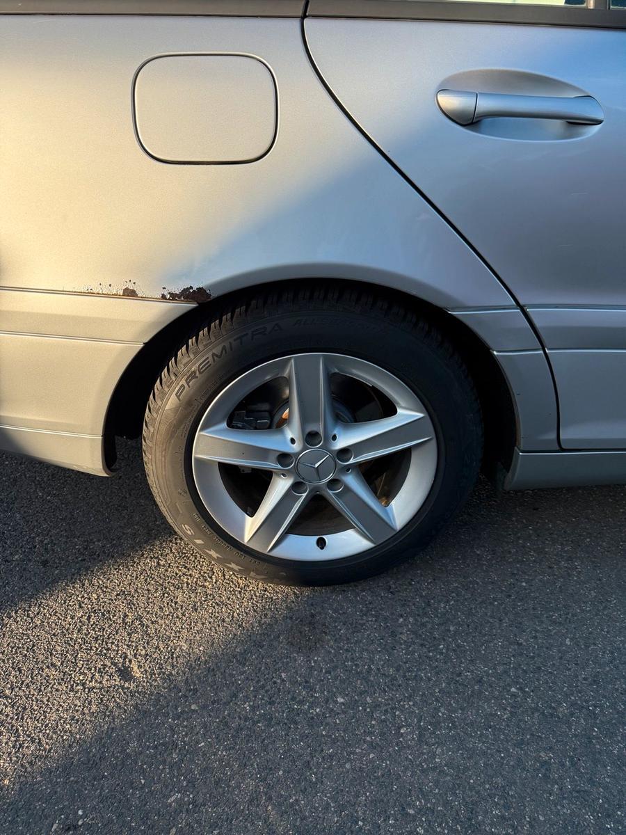 Mercedes-Benz C180 2004 — photo 6
