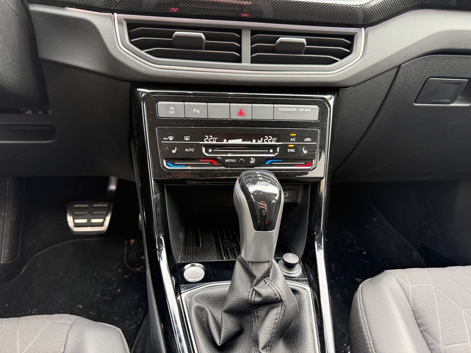 Volkswagen T-Cross - Bild 12