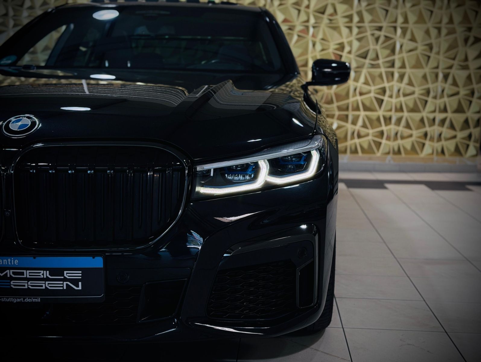 BMW 750i xDrive M Sport|DEUTSCH|UNFALLFREI|PREMIUM foto 17