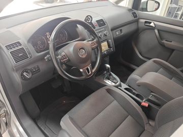 Volkswagen Touran - 2