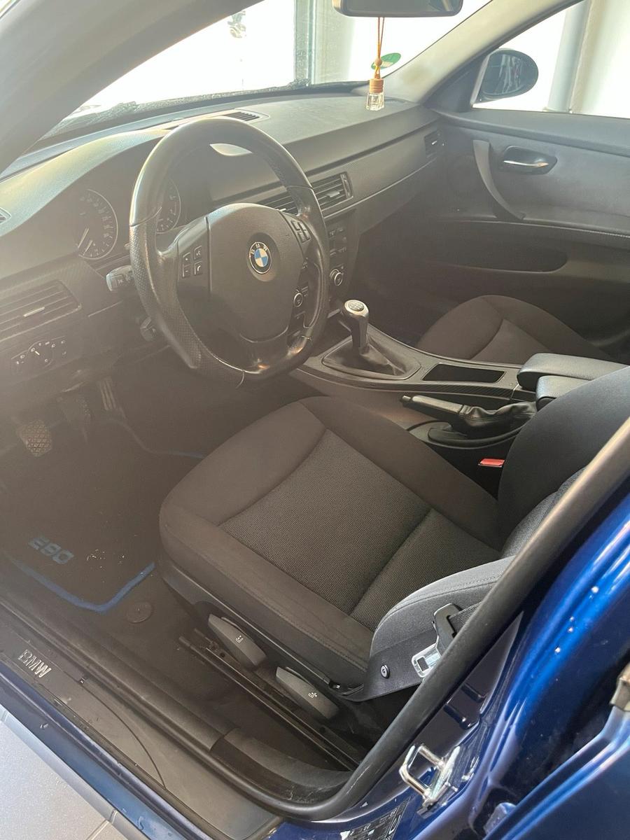 BMW 318 2007 — photo 6