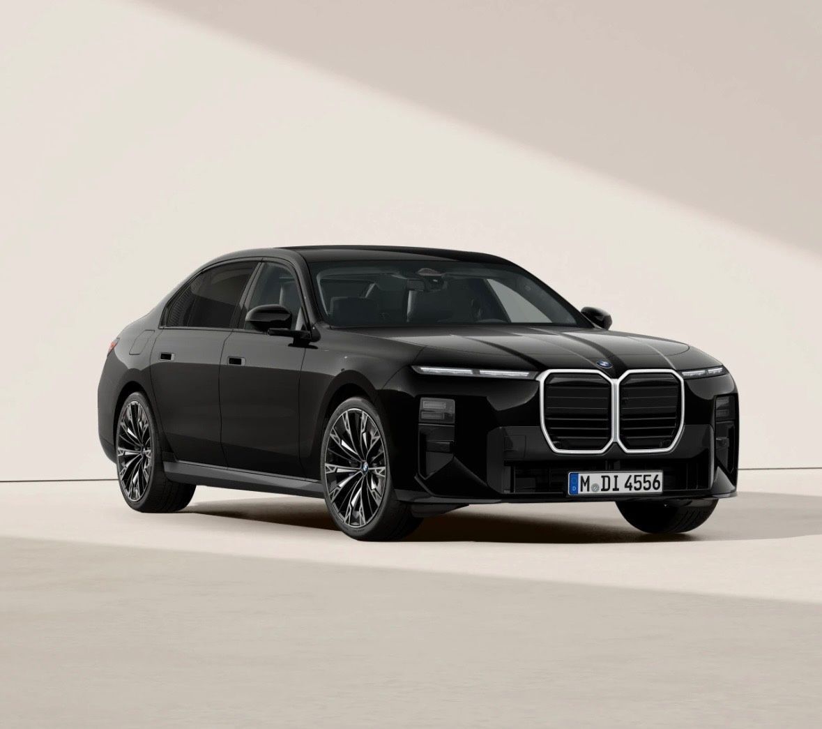 BMW 740d xDrive M Sport Neupreis 129k€ Netto VOLLAUS