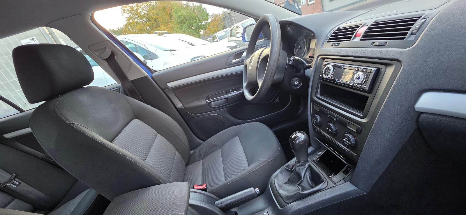 Skoda Octavia 2008 — photo 12