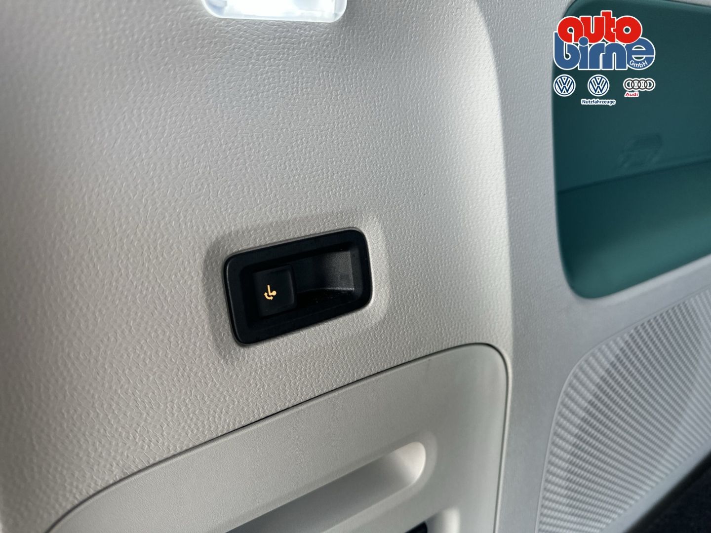 ID. Buzz Pro 150KW AHK Navi Memory Sitze 360 Kam