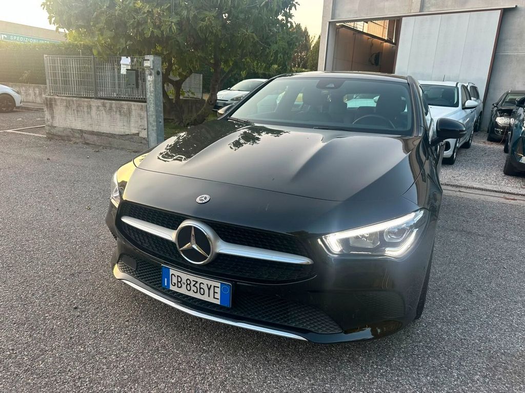 Image of Mercedes-Benz CLA 200 Shooting Brake