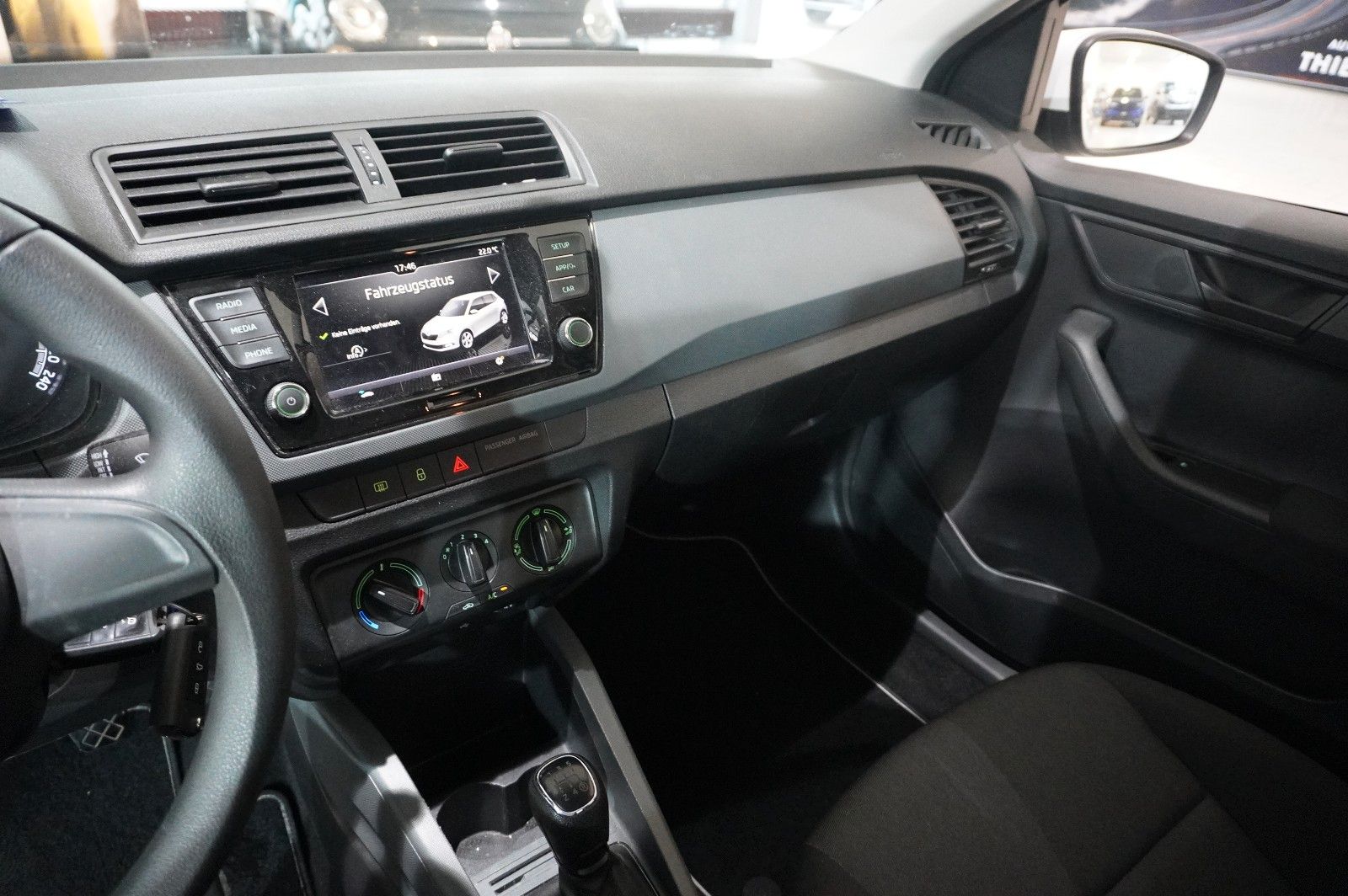 Fahrzeugabbildung SKODA Fabia 1.0 ACTIVE 5-TÜR LED/KLIMA/USB/NEBEL/BT