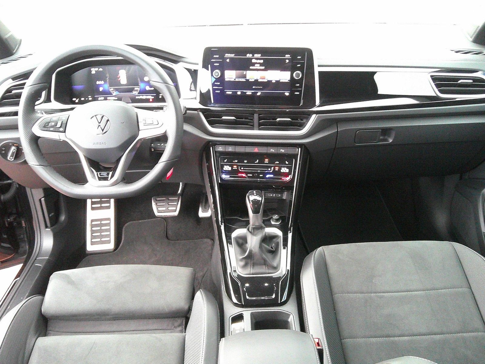 Volkswagen T-Roc - Bild 15
