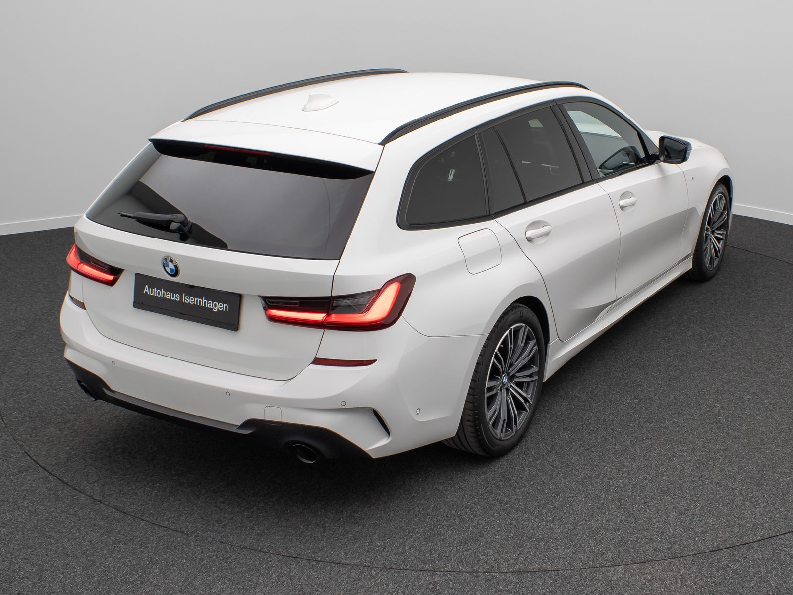 Fahrzeugabbildung BMW 320d M Sport Alarm DAB Kamera Komfort CockpitPro