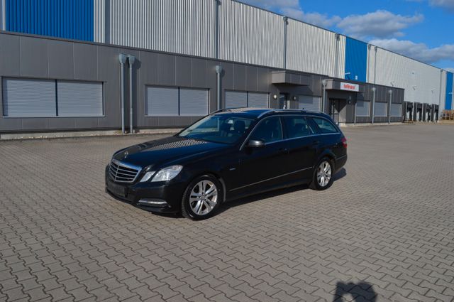 Mercedes-Benz T-Modell E 220 CDI BlueEfficiency Avantgarde