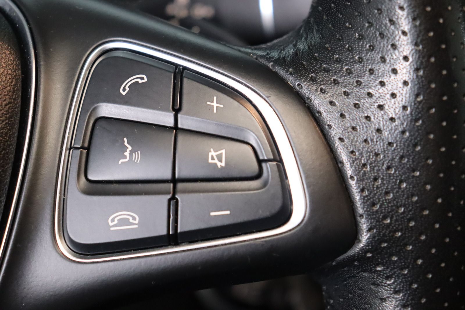 Fahrzeugabbildung Mercedes-Benz CLA 220 CDI Shooting Brake 4Matic