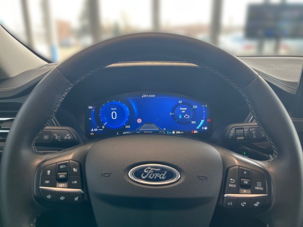 Fahrzeugabbildung Ford Kuga 2.5 Duratec Plug-in-Hybrid PHEV Vignale (EU