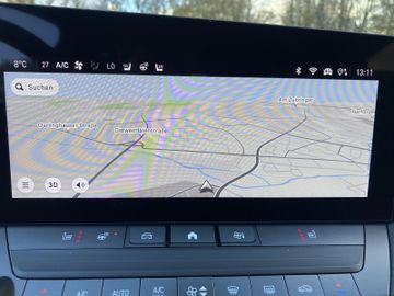 Bild 18 Opel Astra GSe ST AT8/NAVI/SHZ+LHZ/PDC VO+HI+360CAM