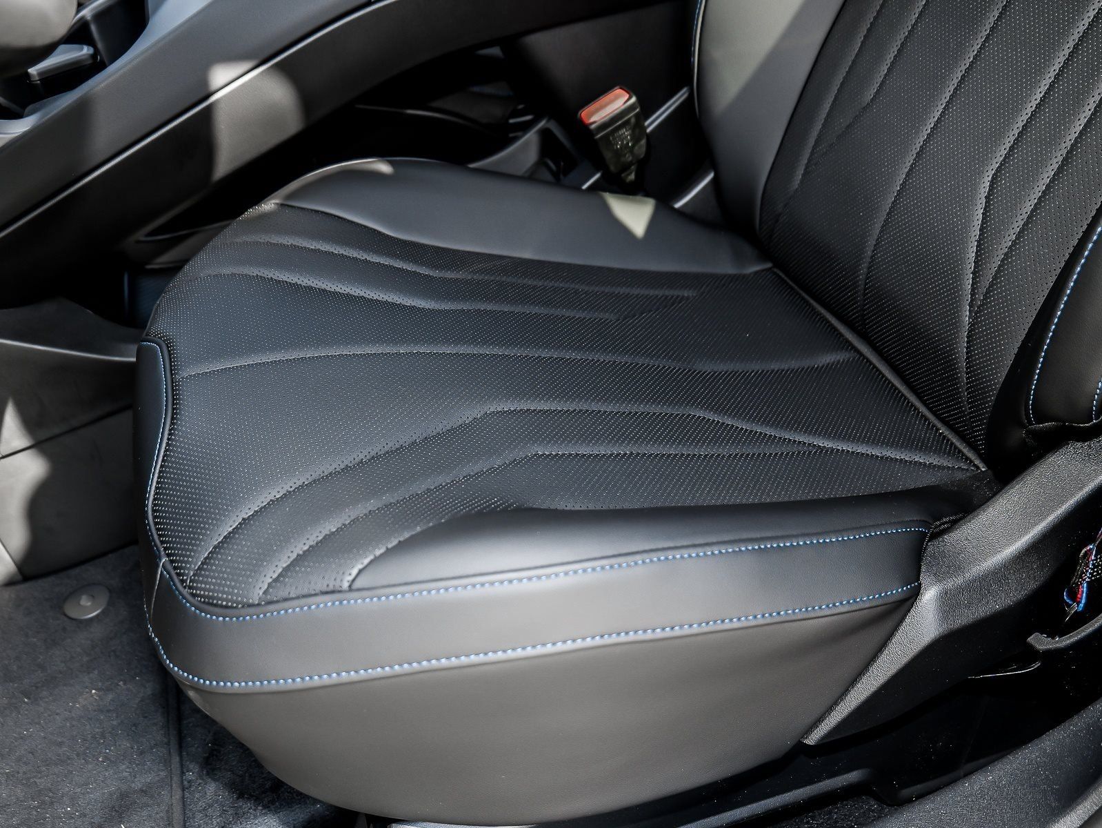 BMW iX3 - Bild 25