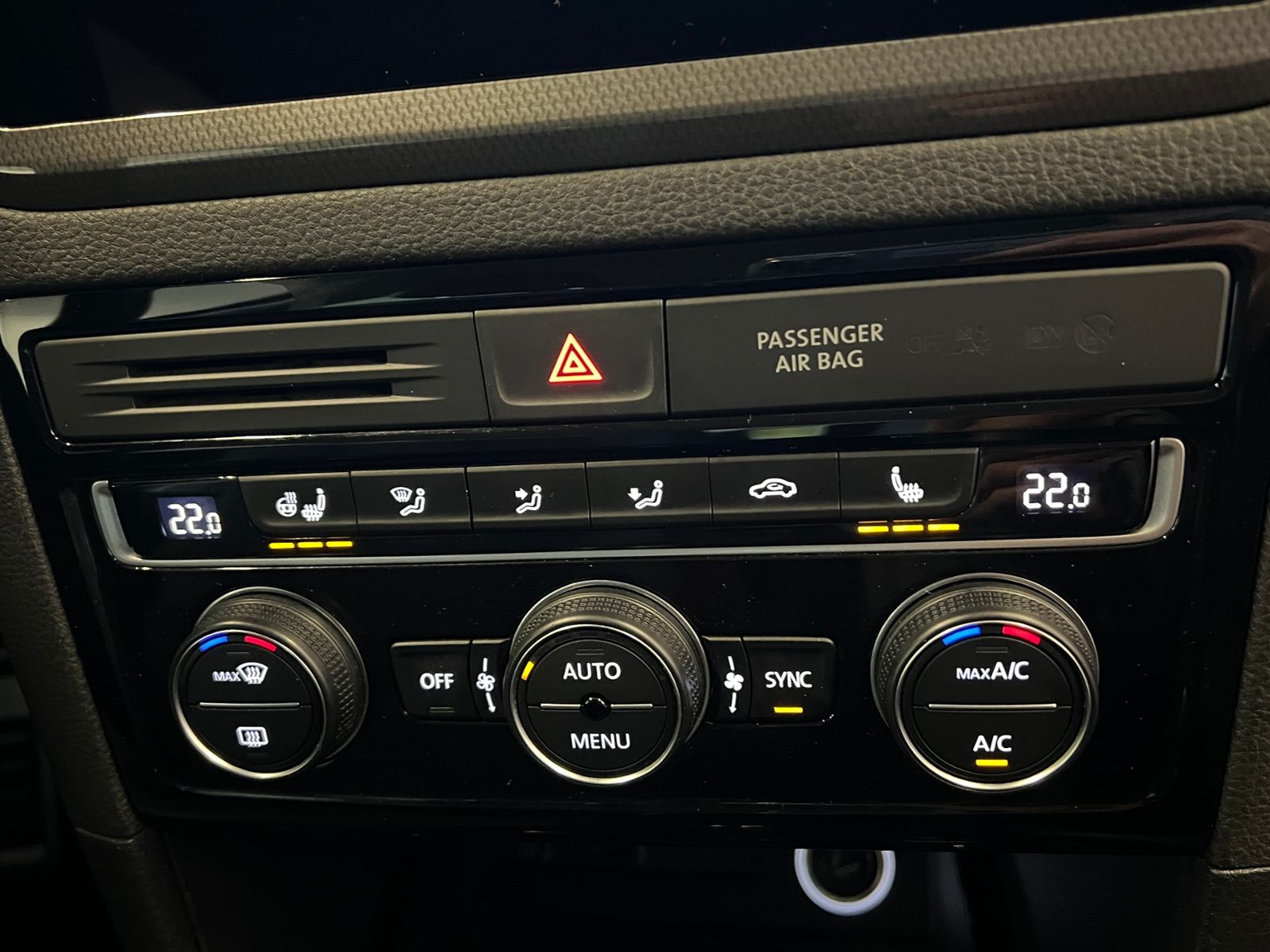 Fahrzeugabbildung Volkswagen Golf Sportsvan JOIN 1.5 TSI *App Connect, Climat
