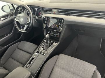 Volkswagen Passat Variant - 10
