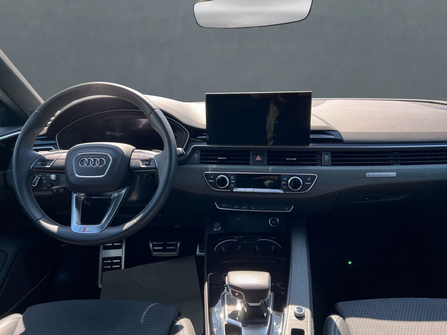 A4 Avant 40 TDI quattro S line HUD El. Panodach 