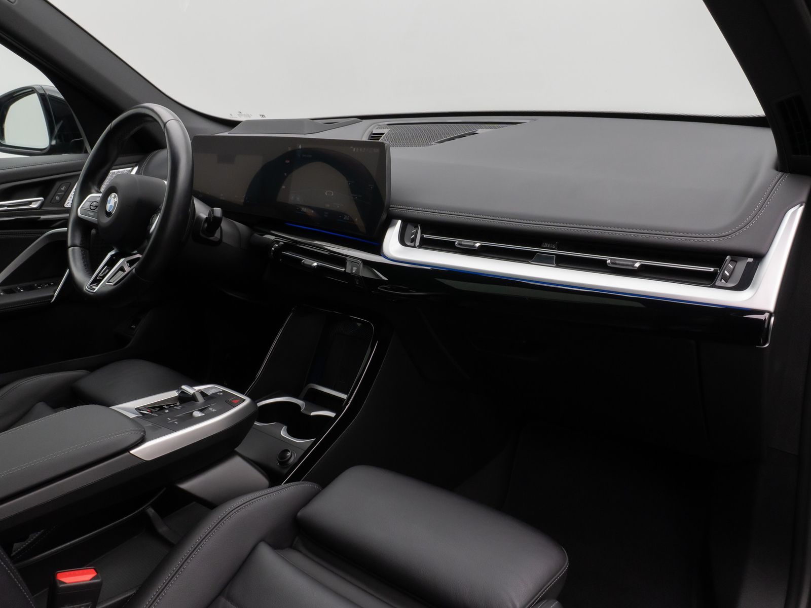 Fahrzeugabbildung BMW X1 xD23i M Sport Panoram 360°HUD DAB H/K ACC 19"