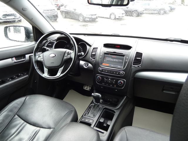 Fahrzeugabbildung Kia Sorento Spirit 4WD/Leder/Navi/Pano/AHK/Kamera/