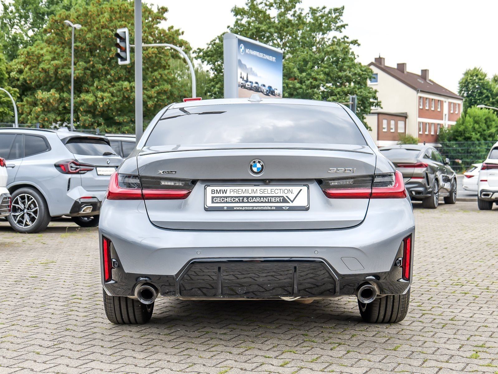 BMW 330 - Bild 11