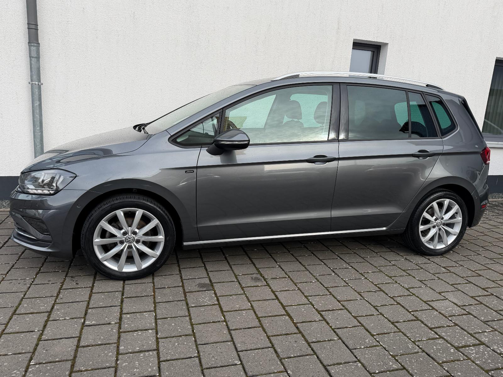 Volkswagen Golf Sportsvan 1.5 TSI JOIN (AHK,Navi,SH,ACC,17)
