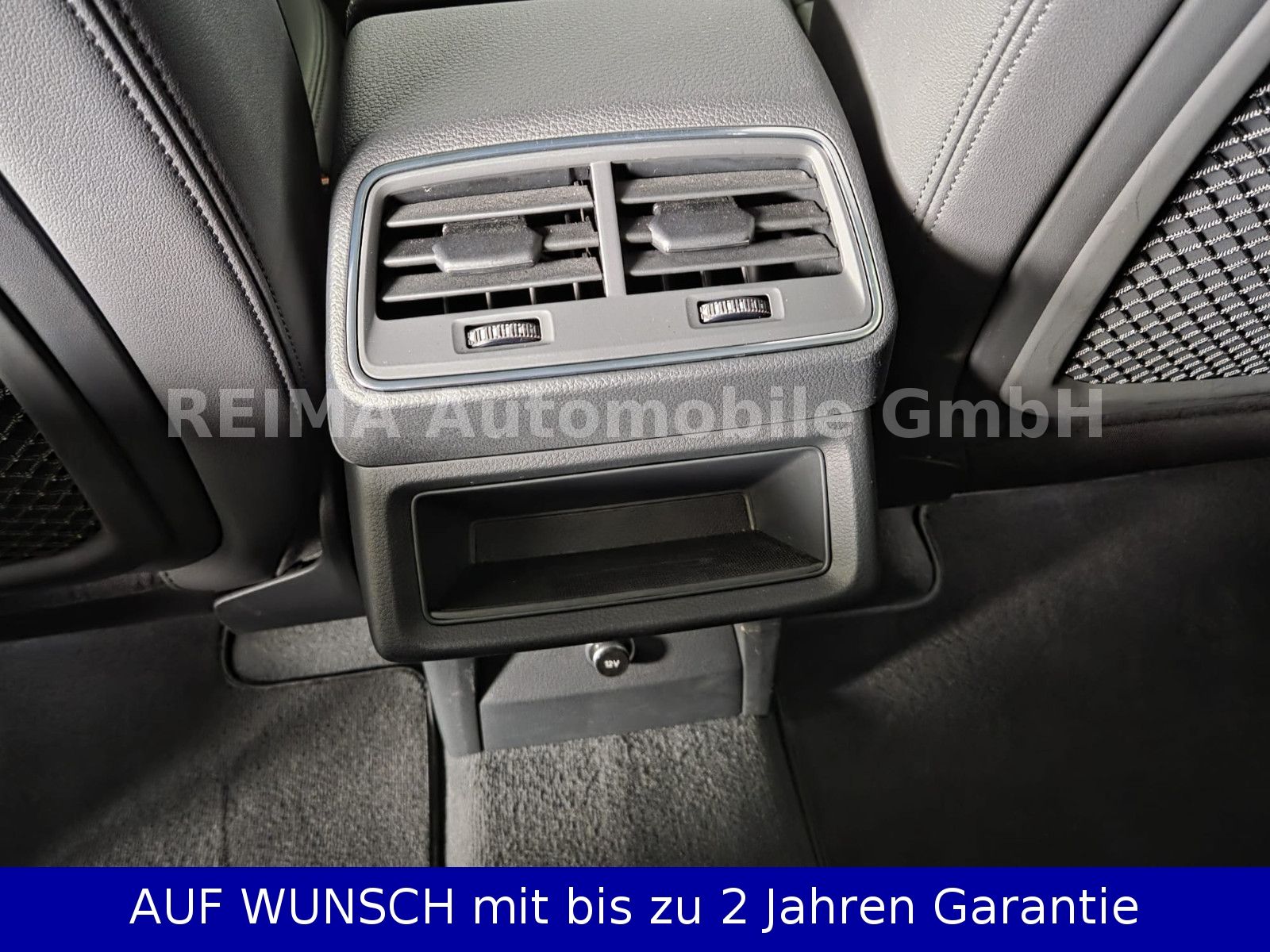 Fahrzeugabbildung Audi e-tron 50 quattro advanced, Pano, SOH 93,7%