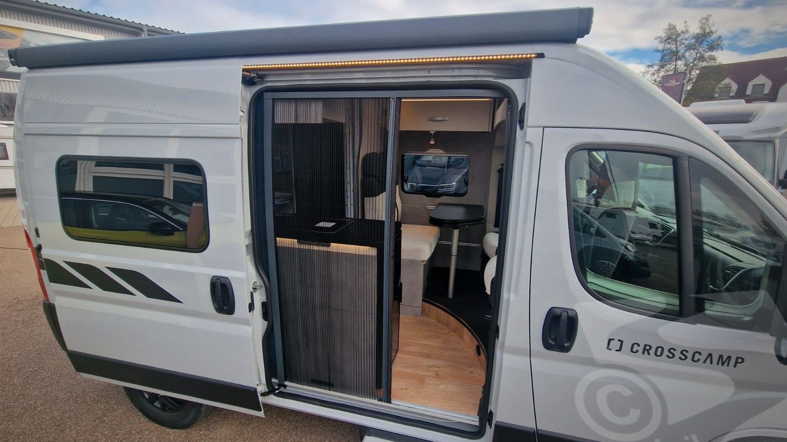 Fahrzeugabbildung Crosscamp Camper Van 540 Opel Aufstelldach