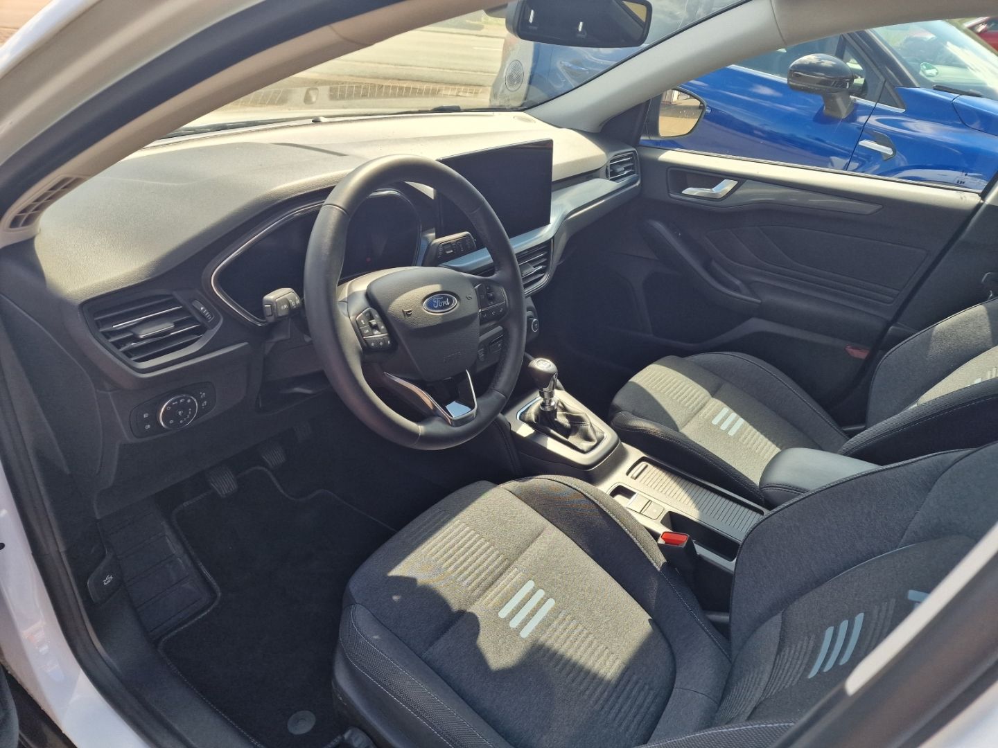 Fahrzeugabbildung Ford Focus Active X Sportpaket Navi Digitales Cockpit