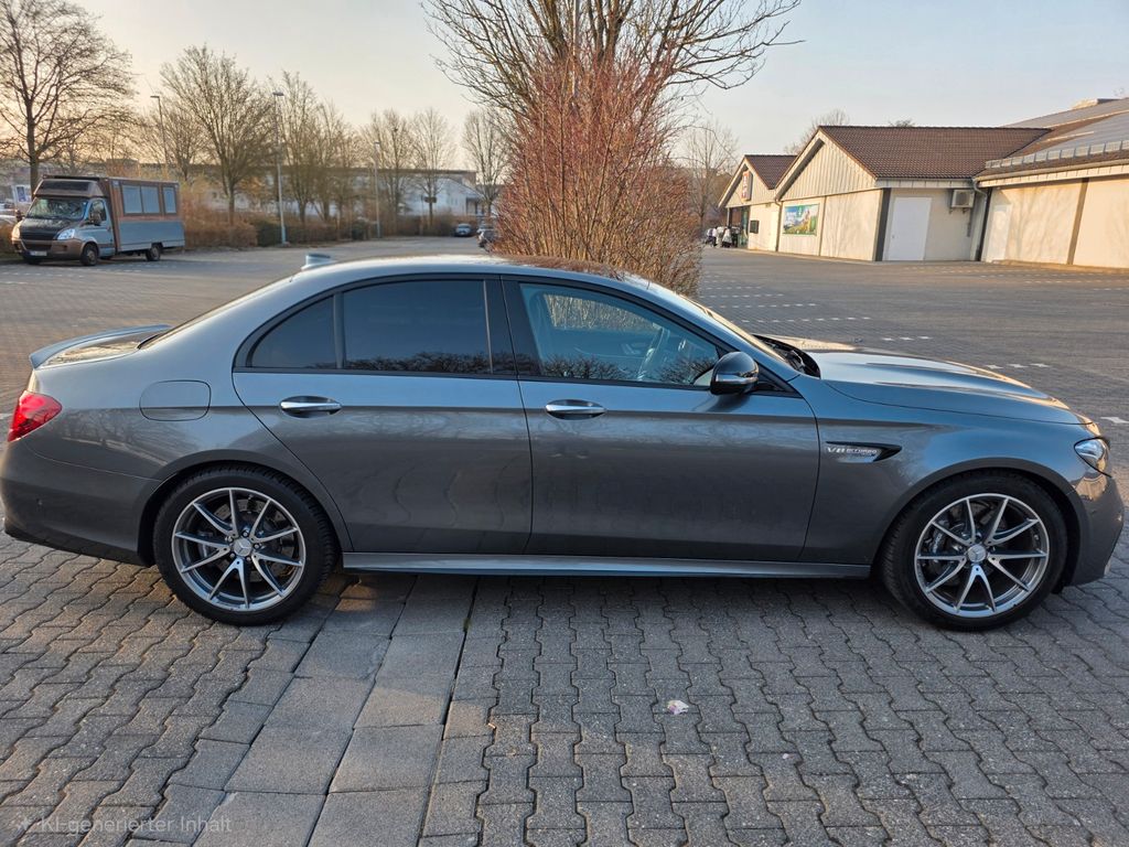 Image of Mercedes-Benz E 63 AMG