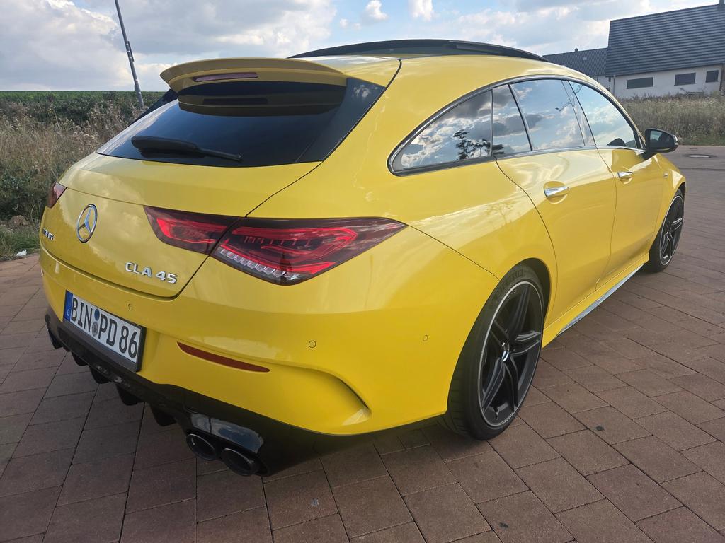 Mercedes-Benz CLA 45 AMG Shooting Brake