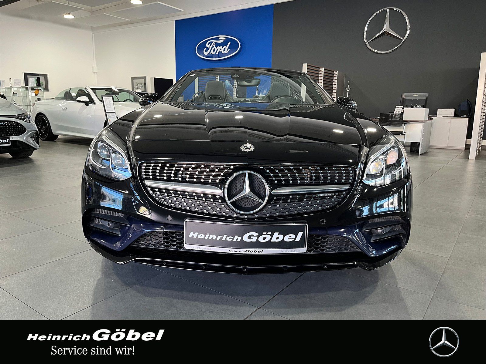 Fahrzeugabbildung Mercedes-Benz SLC 43 AMG 1.HD+NIGHT-P.+CARBON+ILS+H&K+CARPLAY