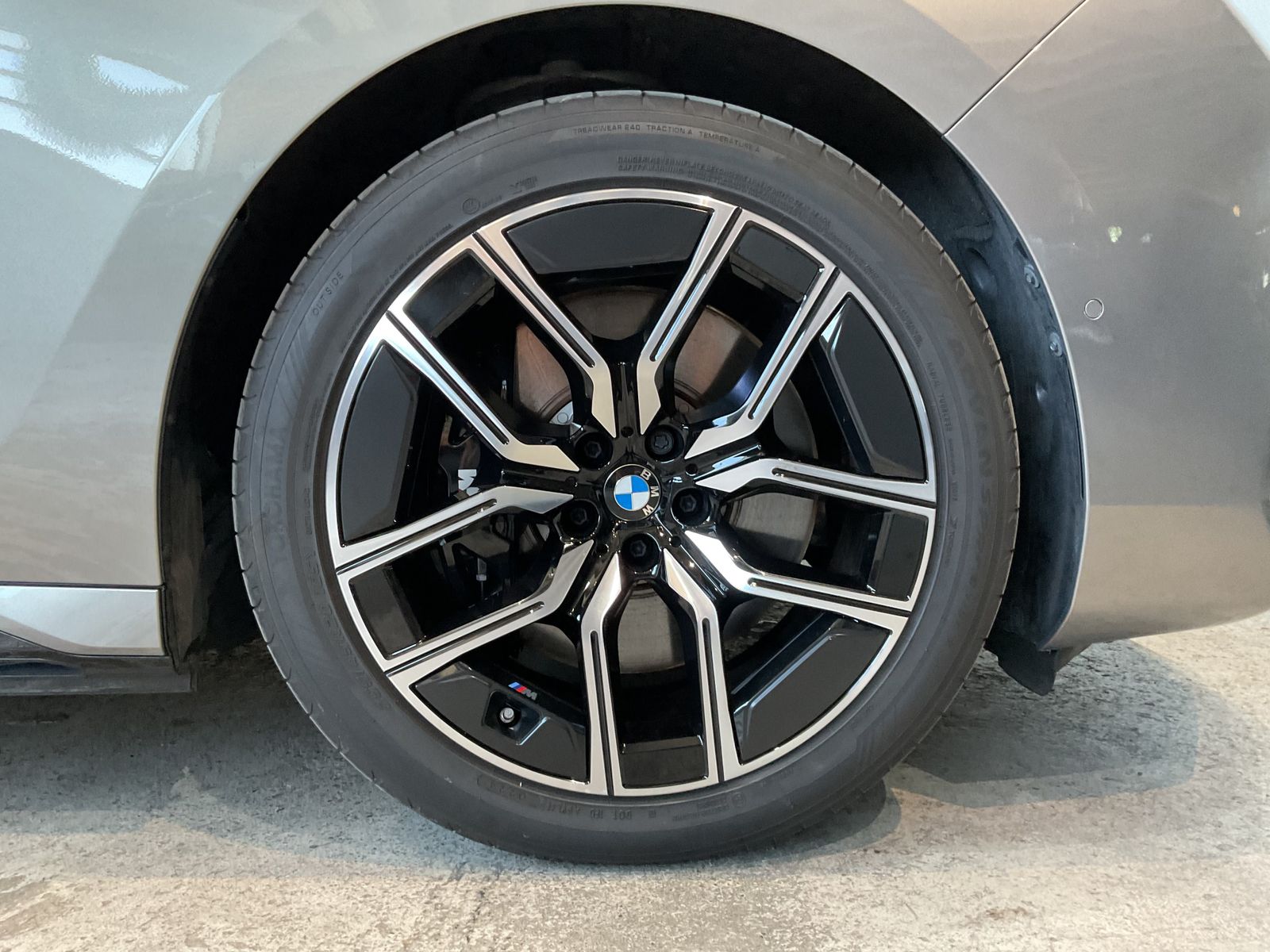Fahrzeugabbildung BMW i7 eDrive50 B&W Surround, Executive Lounge Paket