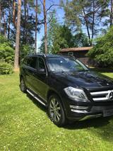 Mercedes-Benz GL 350 BlueTec 4Matic.SHERLOG-SATELLITENALARMANL - schwarze Mercedes-Benz GL 350