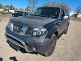 Nissan Pathfinder 2.5 dCi Premium - gebrauchte Nissan Pathfinder aus dem Jahr 2006