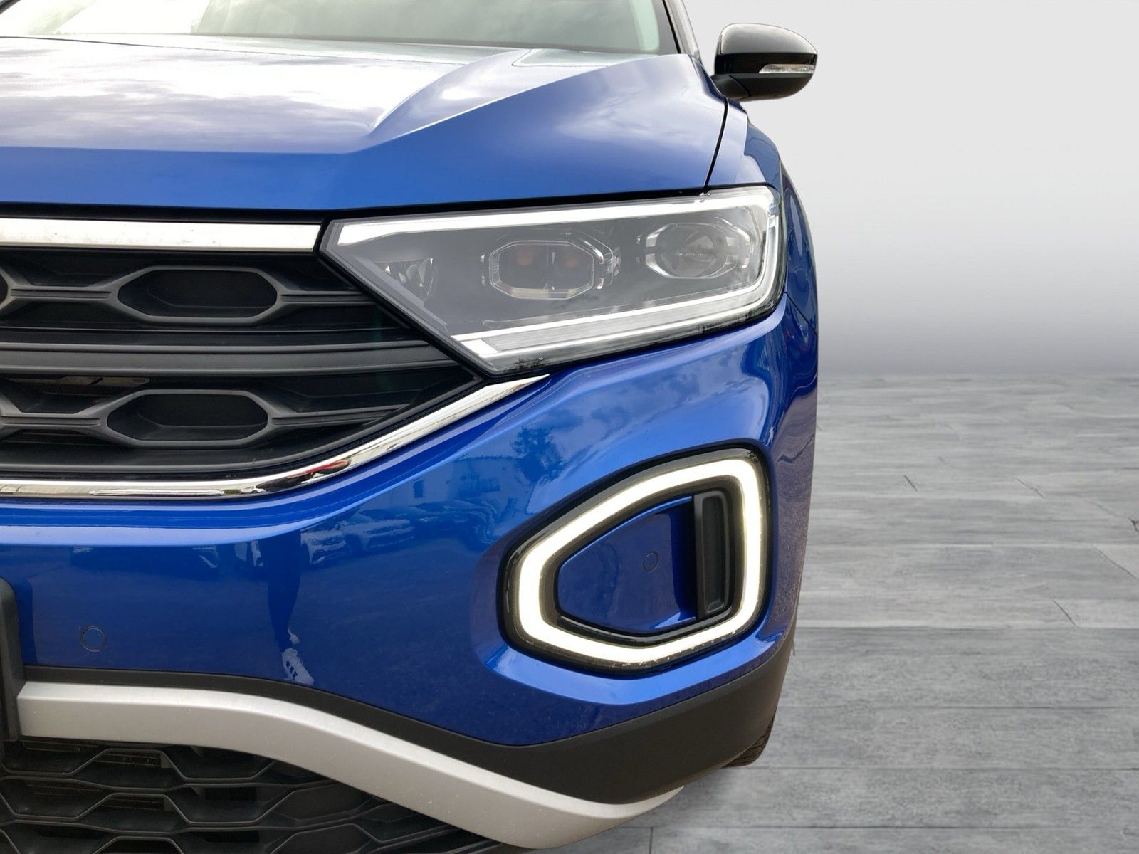 Fahrzeugabbildung Volkswagen T-Roc TSI Goal DSG LEDplus Navi AID ACC SHZ Park