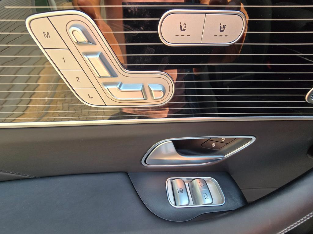 Mercedes-Benz GLS 600