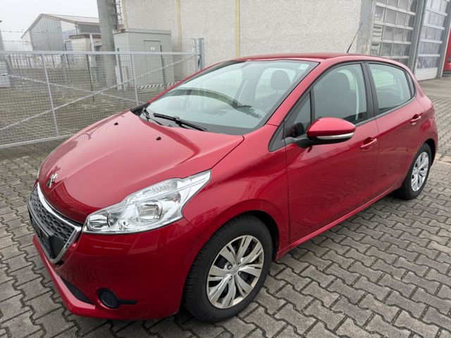 Peugeot 208 Active 31.800 Kilometer°4 tuerig°