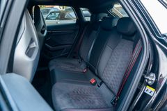 AUDI RS 3 Sportback quattro/ DYNAMIKPAKET/ INDIVIDUAL AUDI RS 3 Sportback quattro/ DYNAMIKPAKET/ INDIVIDUAL